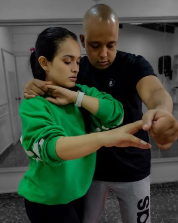 Clases privadas de baile Medellín Academia de salsa y bachata Medellín Dónde tomar clases de salsa en Medellín Mejores clases de baile Medellín Aprender a bailar rápido Medellín Clases de baile para parejas Medellín Salsa y bachata para principiantes Medellín Escuela de baile para turistas Medellín Clases de ritmos latinos Medellín Baile social Medellín